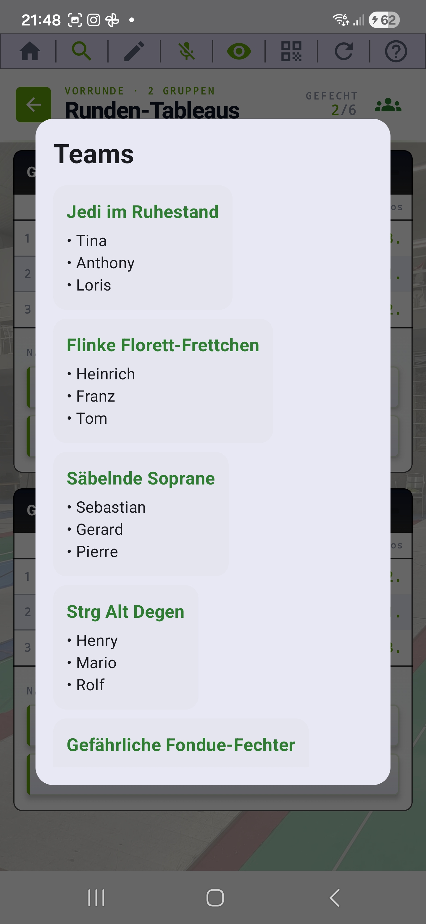 Screenshot: Team-Zusammensetzung als Overlay über dem Runden-Tableau